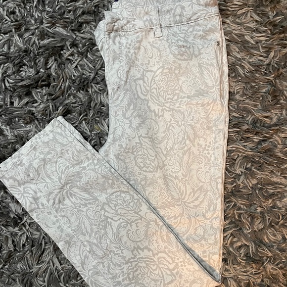 NYDJ Pants - NYDJ Damask Print Pants